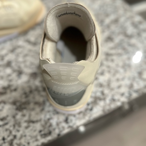 🚨 flash sale the next 72 hours. Everything is half off I have to move out $$ - Picture 9 of 11